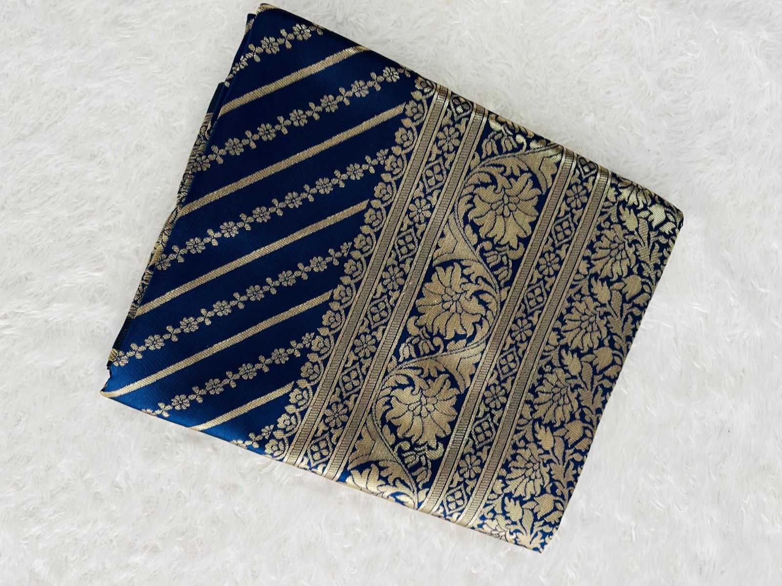 AD 1556 Designer Soft Banarasi Silk Sarees Wholesale Shop In Surat